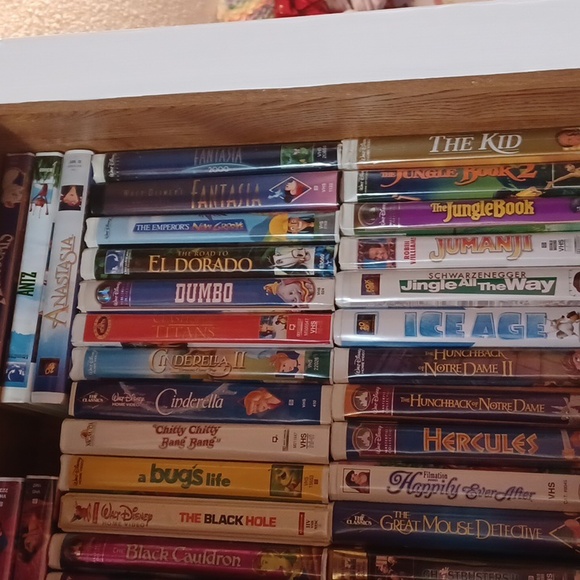 VHS tapes. Black Diamond, Original Release, Masterpiece Collection Disney & more - Picture 2 of 4